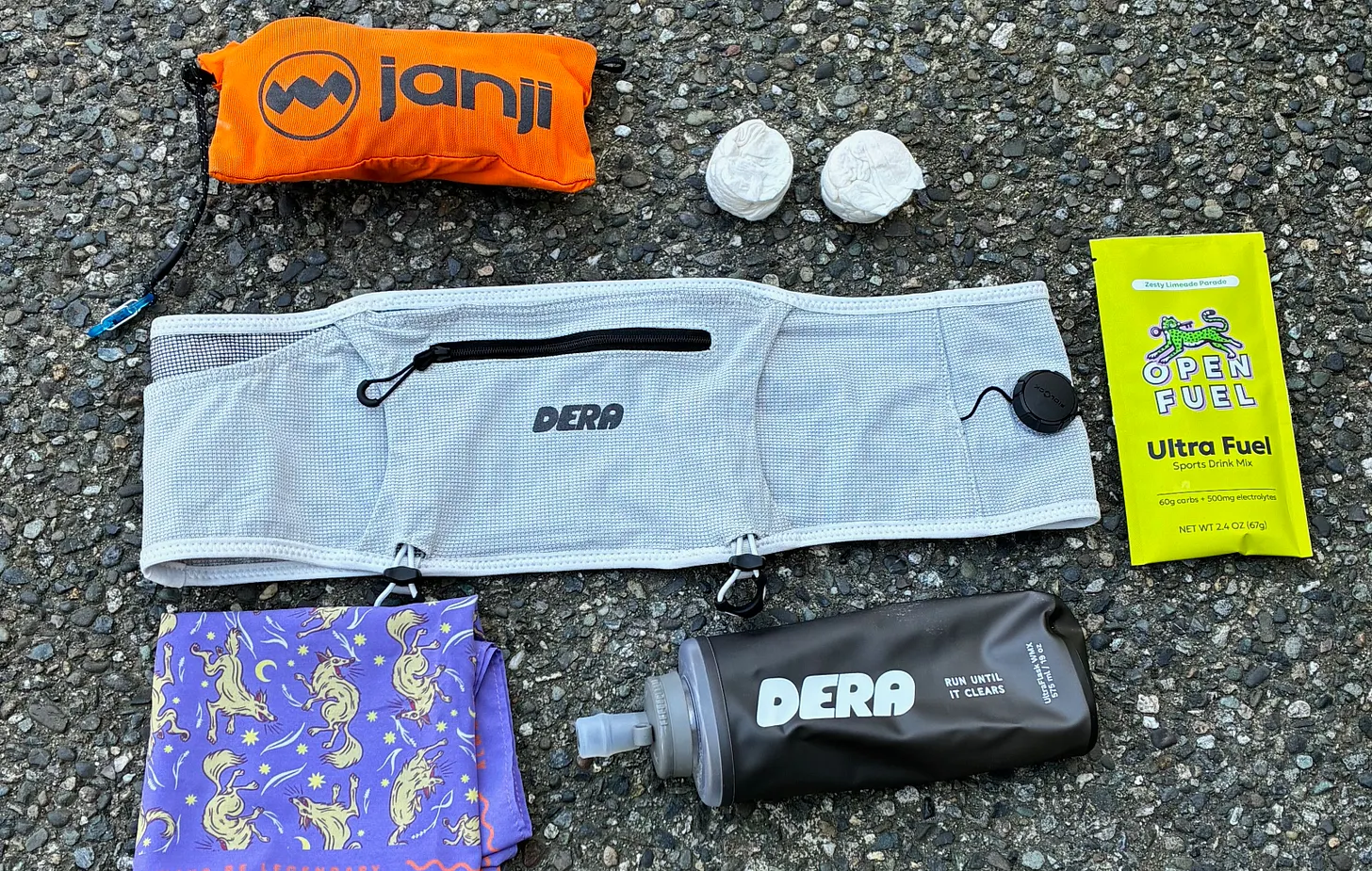 Dera B01 Trail Running Belt with flask, first aid kit, fuel, and trail essentials