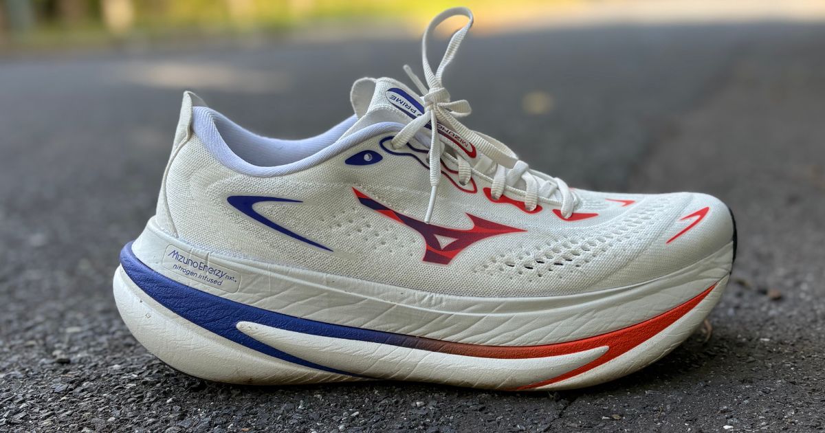 Mizuno Sky Prime max cushion running shoe